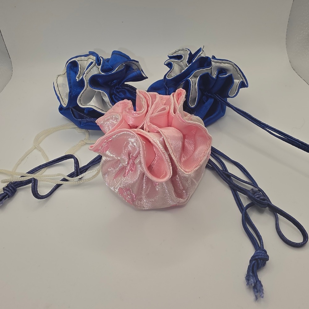 Set of 3 Vintage Drawstring Jewelry Pouches Ruffled Floral Blue Pink Travel Bags
